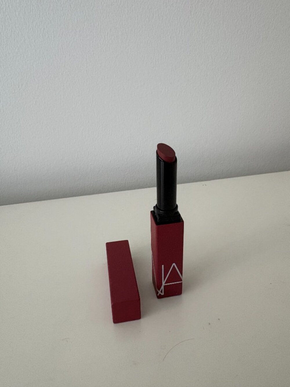 NARS Powermatte Lipstick - Picture 4 of 7